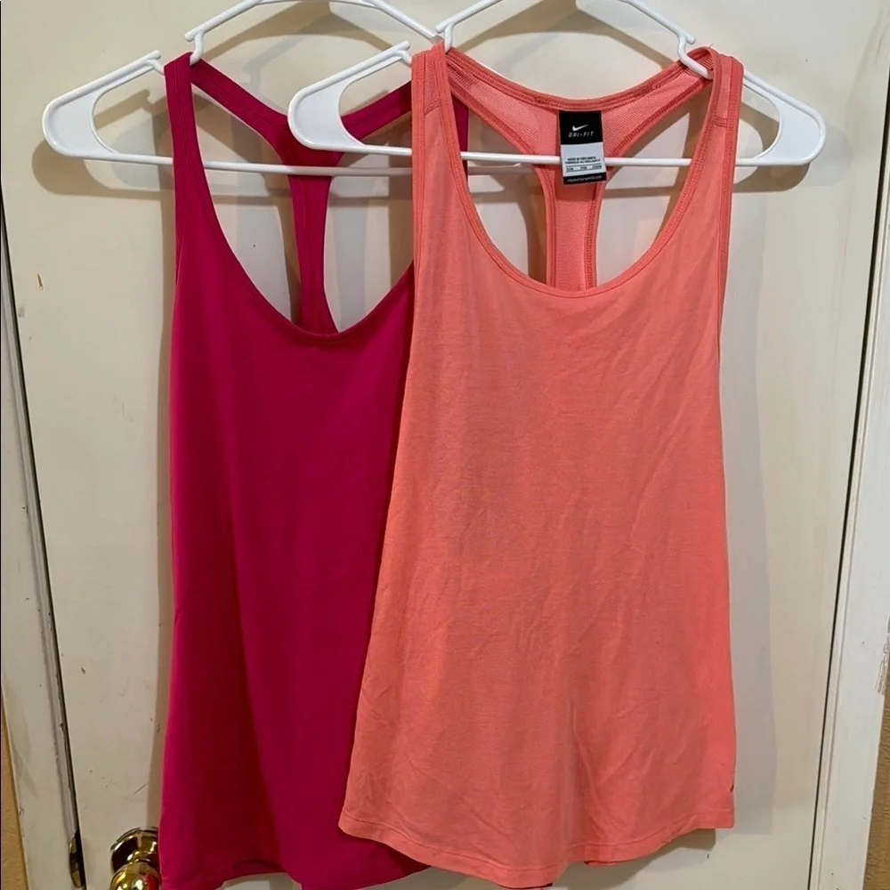 Bundle of 2 Nike Women's Pink and Coral Tank Tops Size S!!